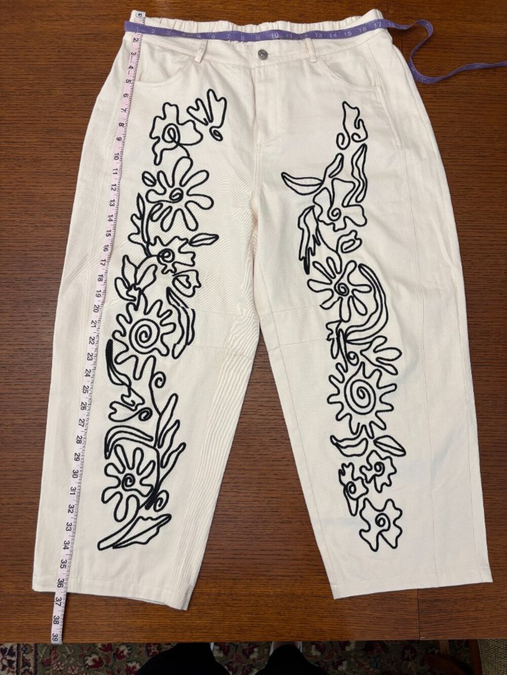 Unique cream denim cowboy style pants with black embroidery detail sz XL - Picture 4 of 8